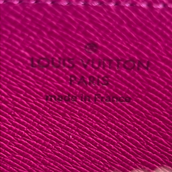 Louis Vuitton Zippy Wallet Love Lock Monogram ✅COA Included - Picture 12 of 16